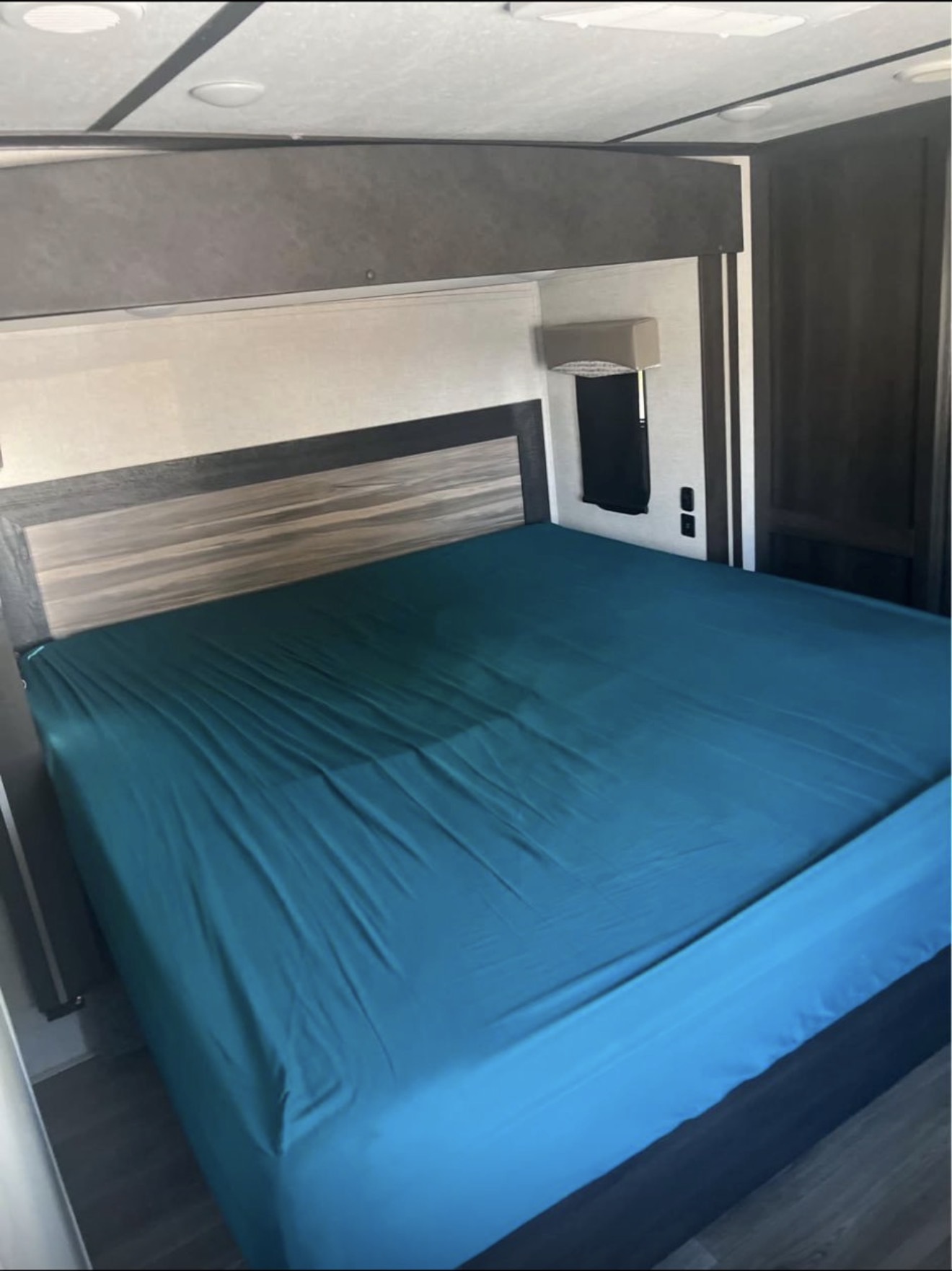 RV bedroom cleaned and freshly made for the next guest